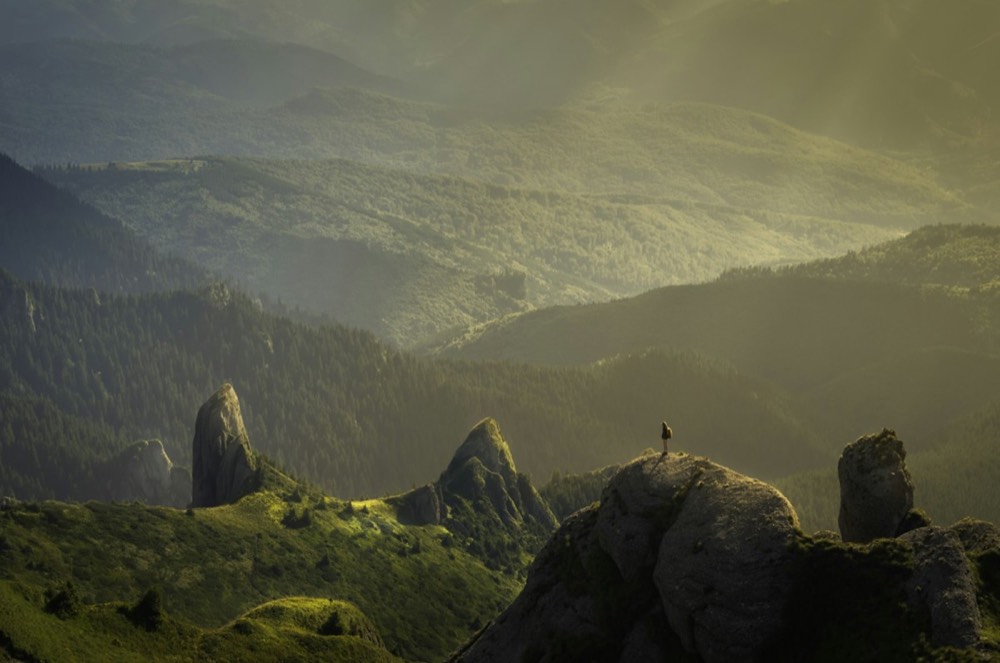 Luz sobre un paisaje abierto